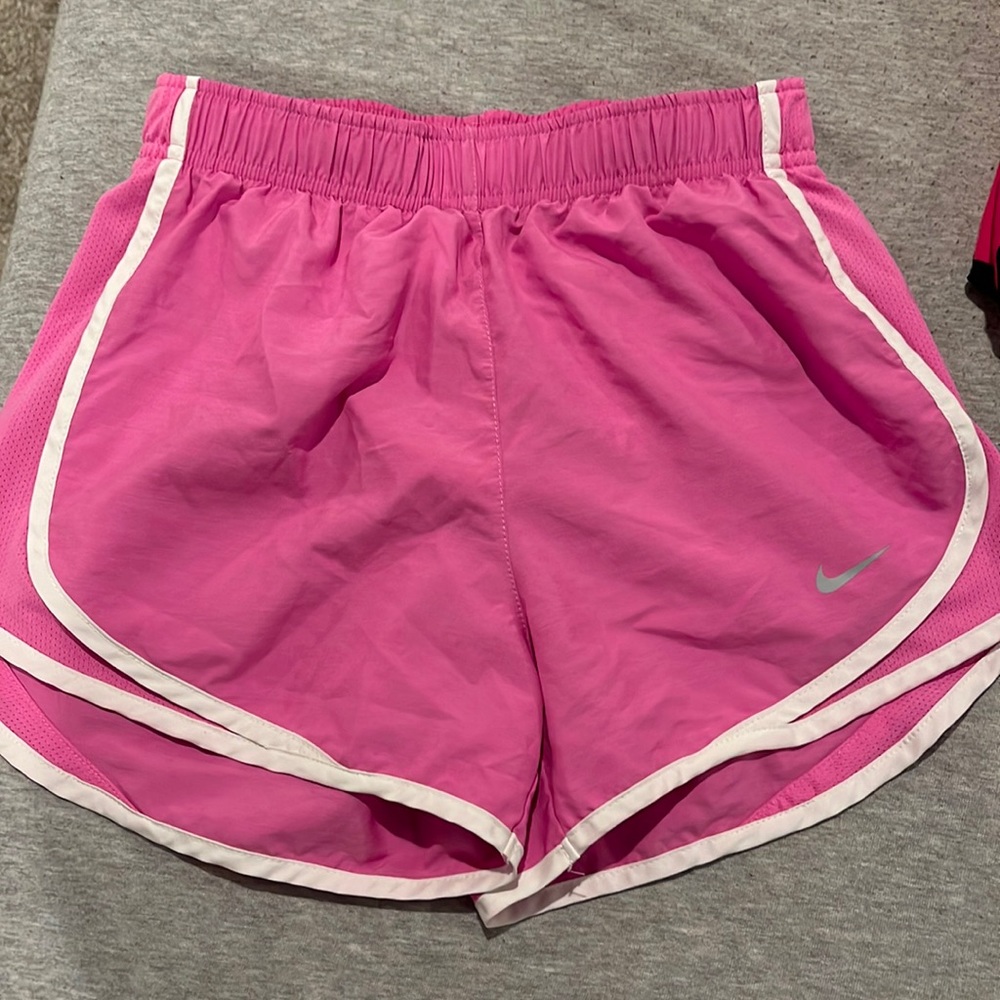 light pink nike shorts